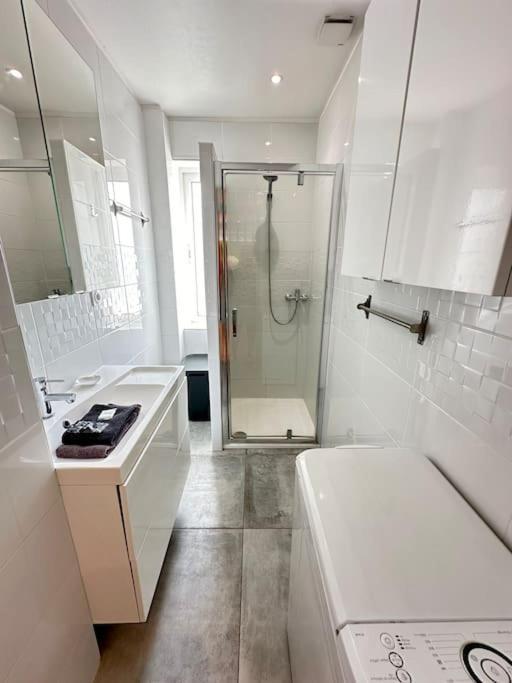 Appartement Avec 4 Chambres Doubles - Proche De La Mer, Des Transports Et De La Promenade Des Anglais Nizza Exterior foto