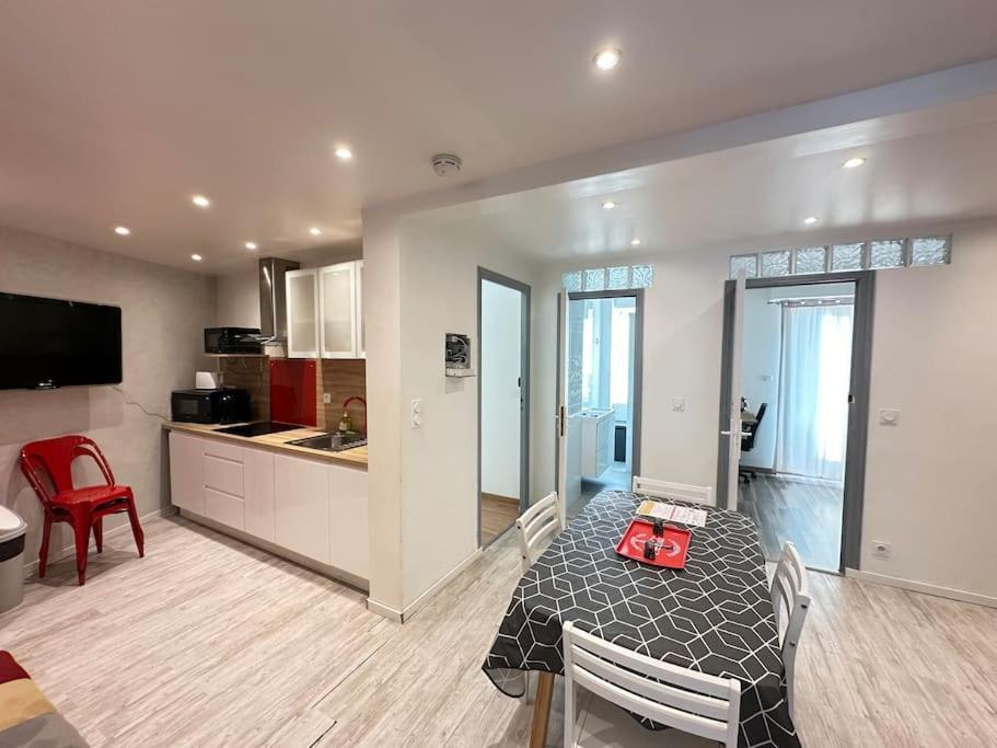 Appartement Avec 4 Chambres Doubles - Proche De La Mer, Des Transports Et De La Promenade Des Anglais Nizza Exterior foto