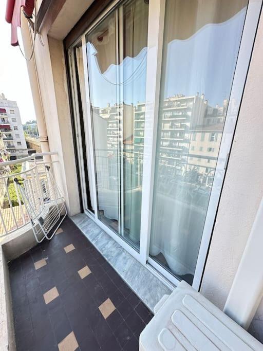 Appartement Avec 4 Chambres Doubles - Proche De La Mer, Des Transports Et De La Promenade Des Anglais Nizza Exterior foto